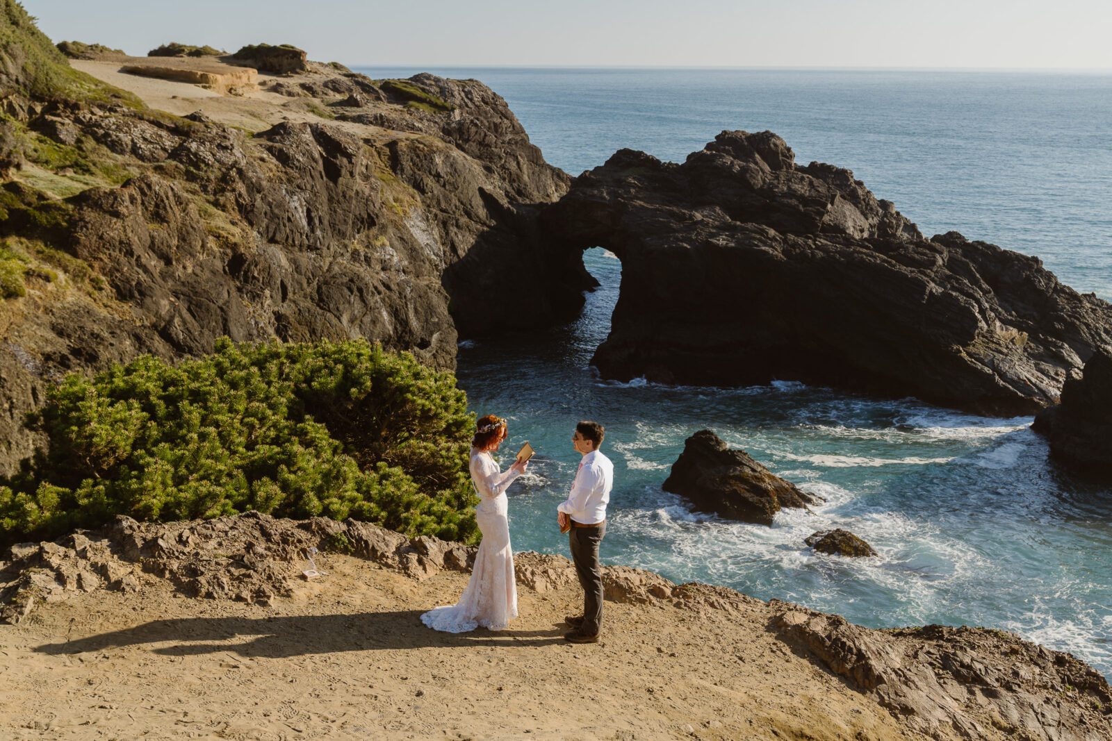 Oregon Coast Spring Elopement by Outshined Photography