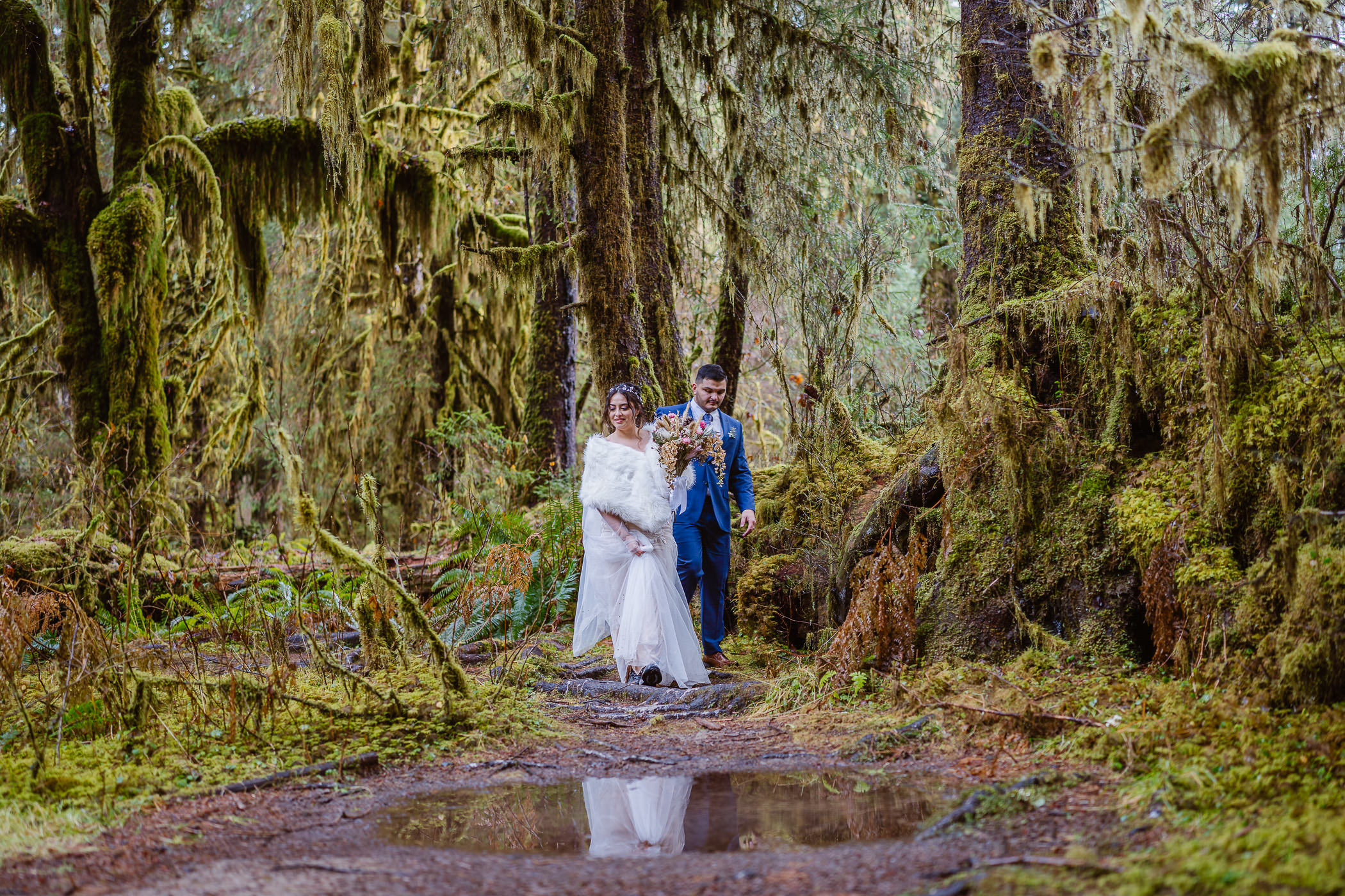 Outshined Photography helps you understand what you should pack for your elopement